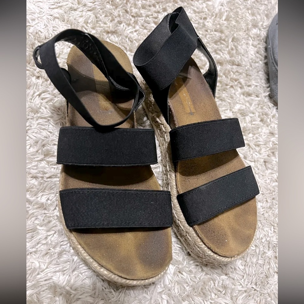 Steve Madden Platform Sandals